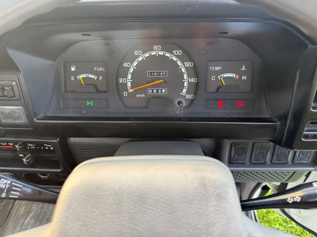 1994 Mitsubishi Delica JDM car for sale — photo 21 of 25