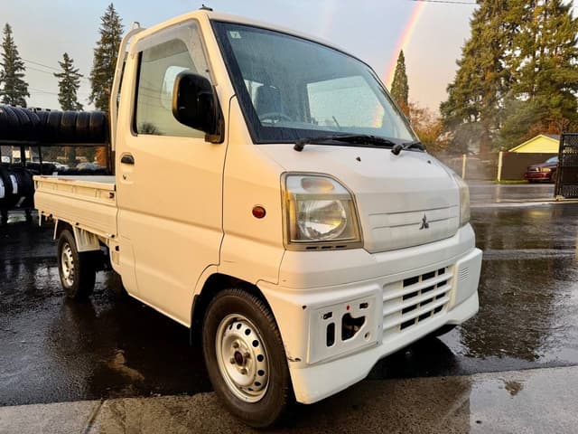 2000 Mitsubishi Minicab JDM car for sale — photo 2 of 25