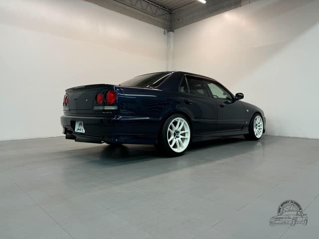1998 Nissan Skyline JDM car for sale — photo 2 of 2
