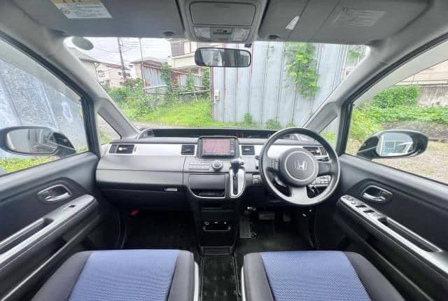 2009 Honda JDM car for sale — photo 15 of 24