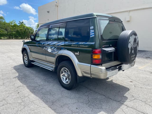 1997 Mitsubishi Pajero JDM car for sale — photo 13 of 15