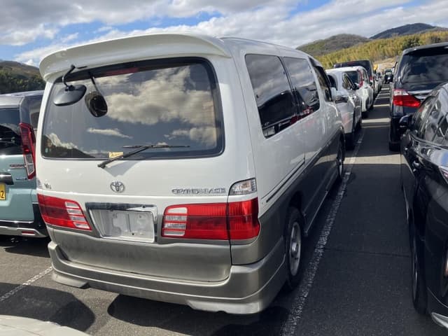 2001 Toyota Grand Hiace JDM car for sale — photo 4 of 12