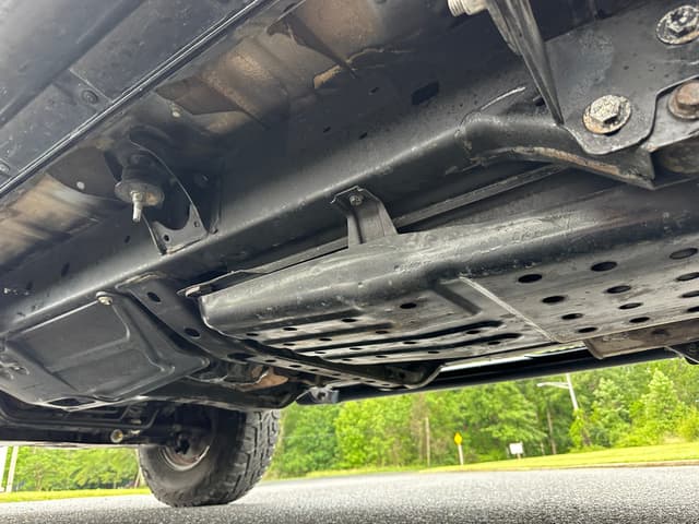 1998 Toyota Hilux Surf JDM car for sale — photo 18 of 20