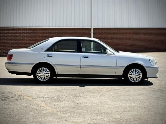 2000 Toyota Crown JDM car for sale — photo 6 of 25