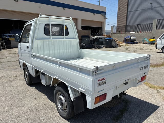 1992 Daihatsu Hijet JDM car for sale — photo 5 of 25