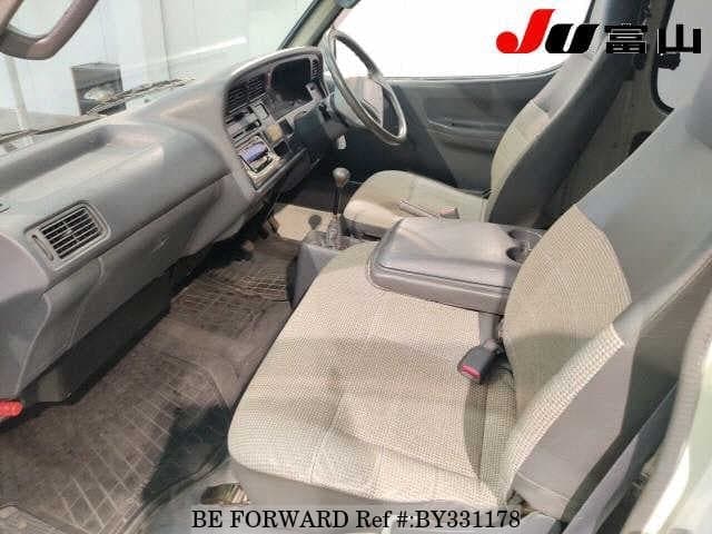 1998 Toyota HiAce JDM car for sale — photo 3 of 6