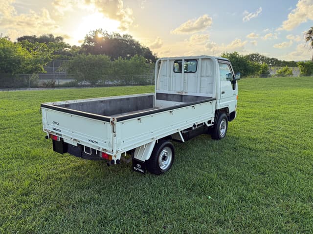 1999 Toyota Dyna JDM car for sale — photo 4 of 24
