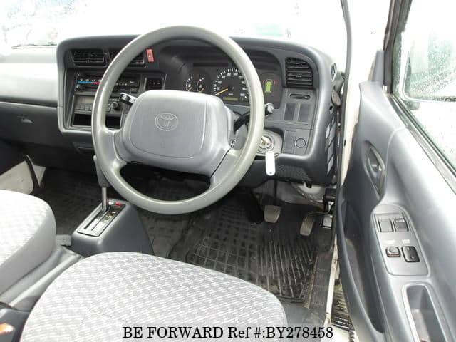 2001 Toyota HiAce JDM car for sale — photo 24 of 25