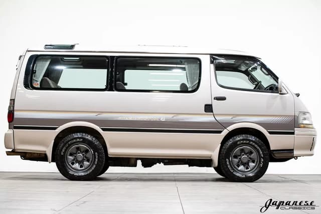 1996 Toyota HiAce JDM car for sale — photo 5 of 25