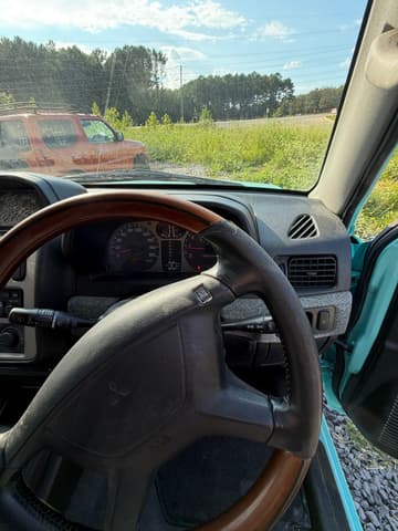 2000 Mitsubishi Pajero JDM car for sale — photo 10 of 14