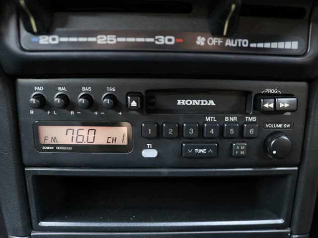 1994 Honda Integra JDM car for sale — photo 14 of 25