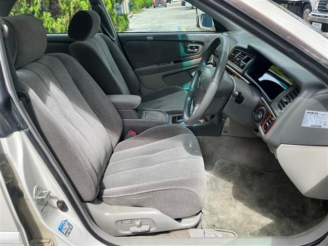 1998 Toyota Chaser JDM car for sale — photo 13 of 17