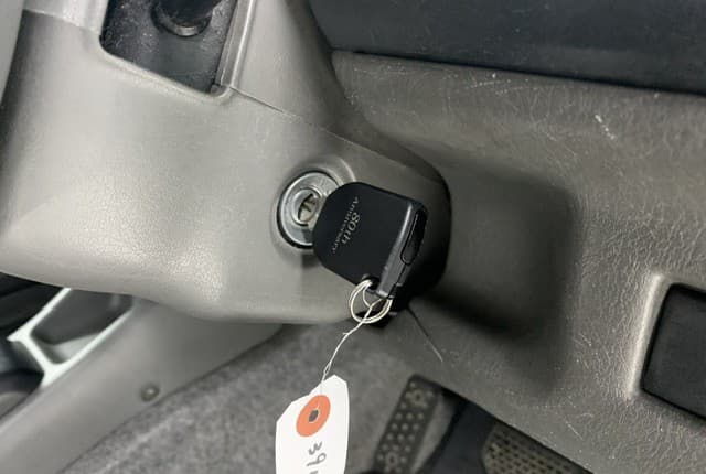 2000 Suzuki Jimny JDM car for sale — photo 10 of 25