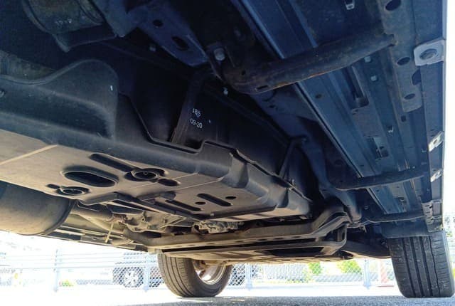 2010 Mitsubishi Pajero JDM car for sale — photo 22 of 25
