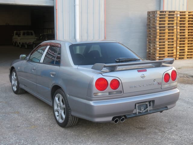 1998 Nissan Skyline JDM car for sale — photo 6 of 22