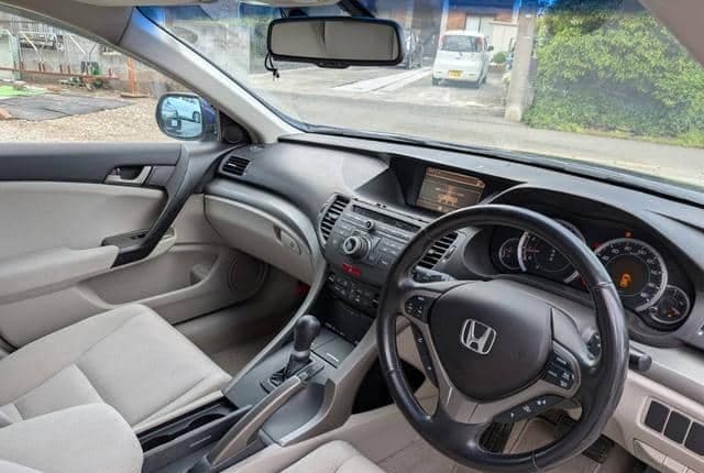 2009 Honda Accord JDM car for sale — photo 13 of 20