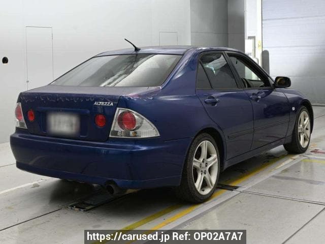 2000 Toyota Altezza JDM car for sale — photo 2 of 3