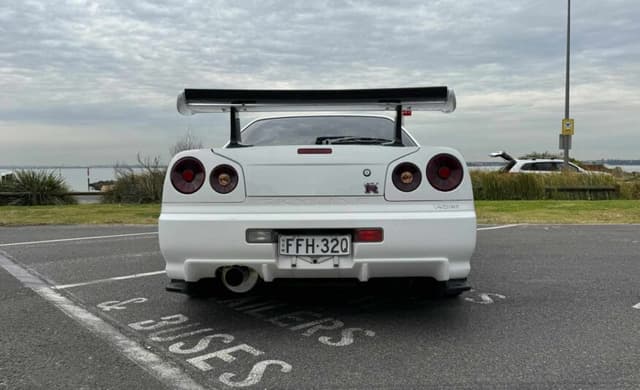 1999 Nissan Skyline JDM car for sale — photo 3 of 10