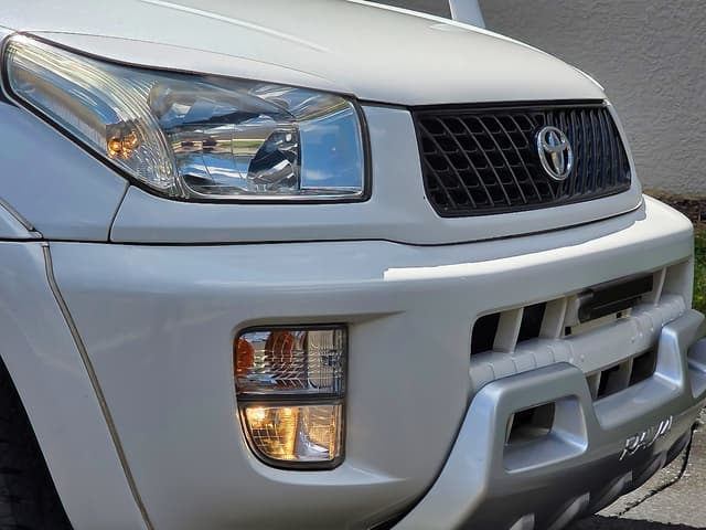 2000 Toyota RAV4 JDM car for sale — photo 23 of 25