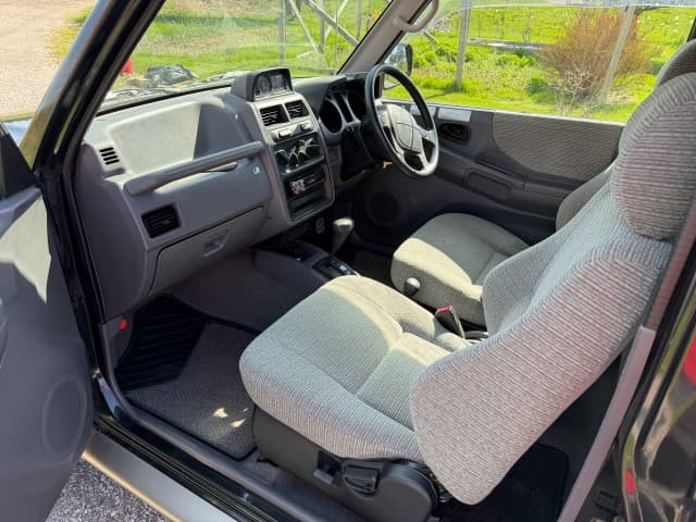 1997 Mitsubishi Pajero JDM car for sale — photo 10 of 25