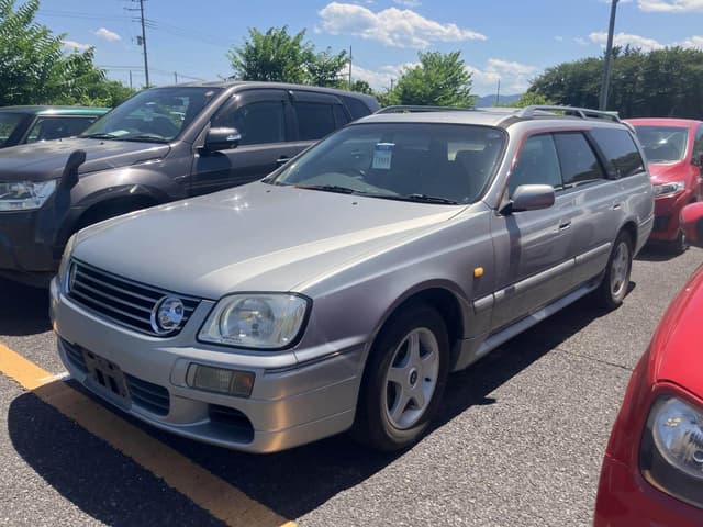 1999 Nissan Stagea JDM car for sale — photo 2 of 11