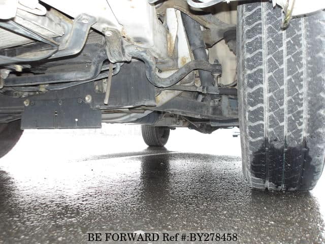 2001 Toyota HiAce JDM car for sale — photo 14 of 25