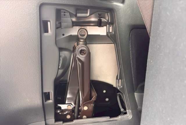 2009 Toyota Alphard JDM car for sale — photo 25 of 25