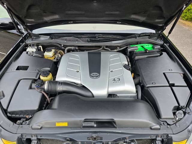 2001 Toyota Celsior JDM car for sale — photo 13 of 13