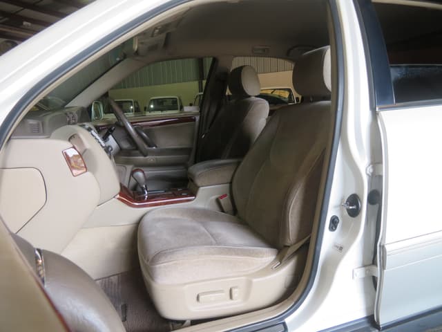 2000 Toyota Crown JDM car for sale — photo 18 of 25
