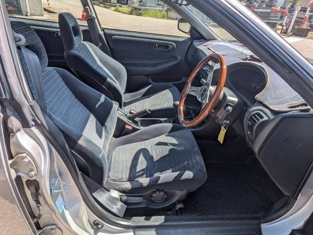 1998 Honda Integra JDM car for sale — photo 17 of 20