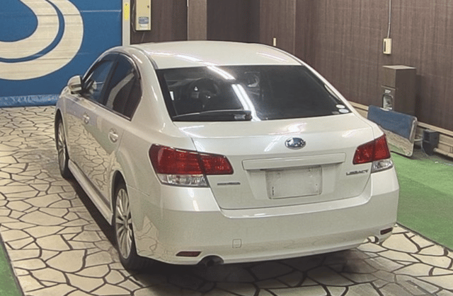 2010 Subaru Legacy JDM car for sale — photo 2 of 8