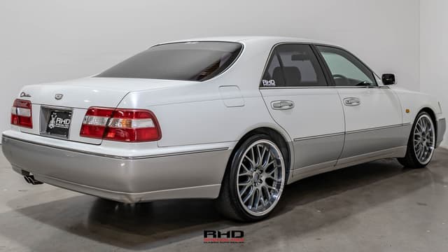 1997 Nissan Cima JDM car for sale — photo 8 of 25