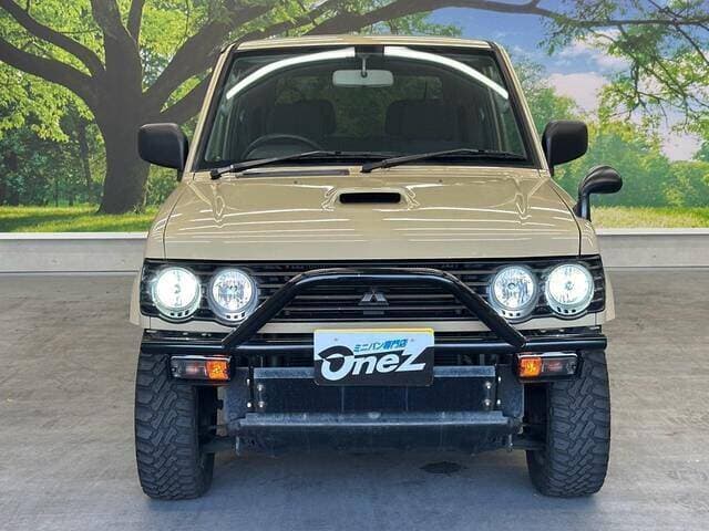 2001 Mitsubishi Pajero Mini JDM car for sale — photo 9 of 12