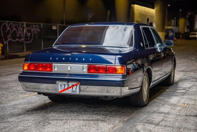 1994 Toyota Century JDM car for sale — photo 10 of 21
