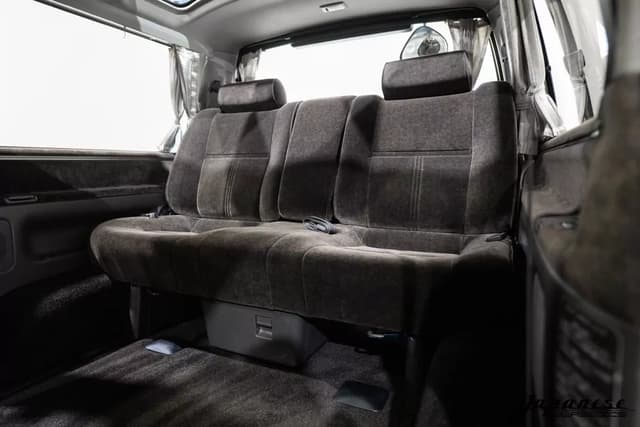 1994 Toyota HiAce JDM car for sale — photo 21 of 25