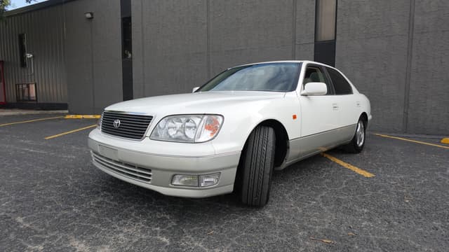 1998 Toyota Celsior JDM car for sale — photo 7 of 11