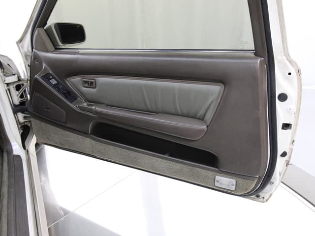 1989 Toyota Soarer JDM car for sale — photo 18 of 25