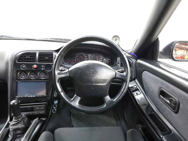 1995 Nissan Skyline JDM car for sale — photo 10 of 25