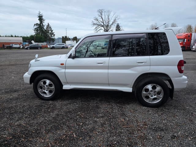 2000 Mitsubishi Pajero JDM car for sale — photo 2 of 5