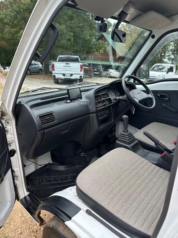 1995 Suzuki Carry JDM car for sale — photo 16 of 23