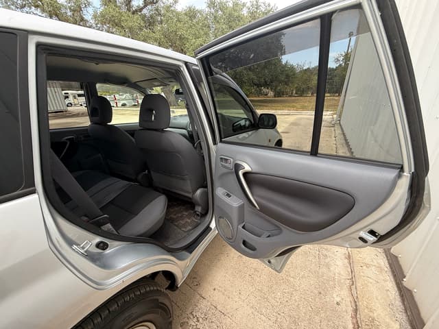 2001 Toyota RAV4 JDM car for sale — photo 16 of 22
