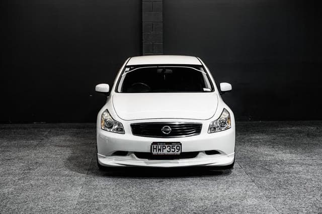 2007 Nissan Skyline JDM car for sale — photo 4 of 10