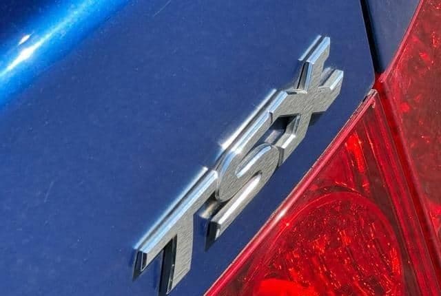 2004 Honda Accord JDM car for sale — photo 20 of 25