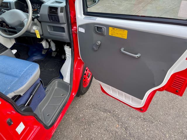 2000 Mitsubishi Minicab JDM car for sale — photo 18 of 25