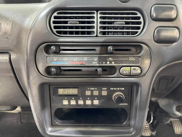 1997 Daihatsu Hijet JDM car for sale — photo 19 of 25