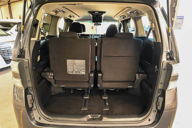 2011 Toyota Vellfire JDM car for sale — photo 10 of 10