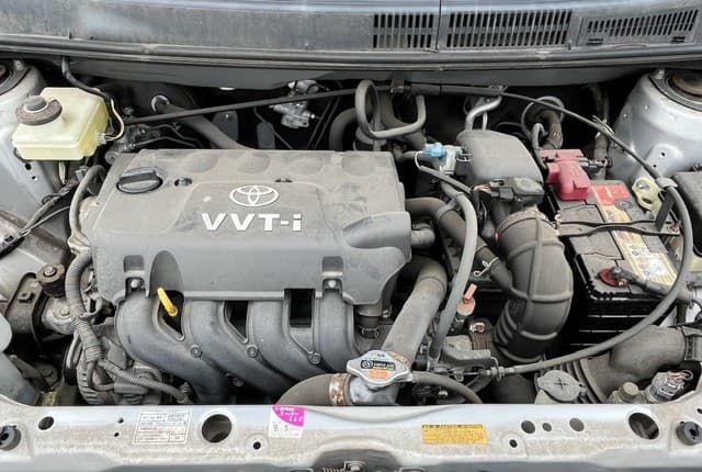 2007 Toyota Raum JDM car for sale — photo 22 of 25
