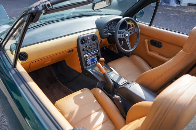 1990 Eunos JDM car for sale — photo 6 of 26