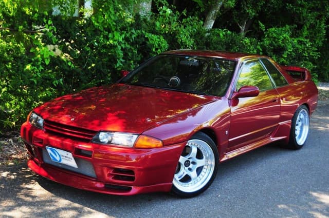 1992 Nissan Skyline JDM car for sale — photo 14 of 25