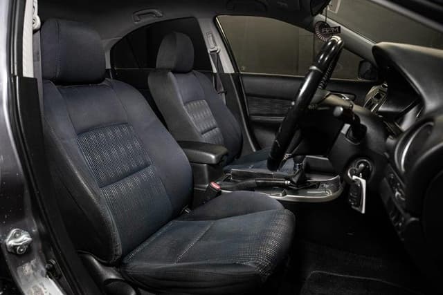 2006 Mazda Atenza JDM car for sale — photo 15 of 17
